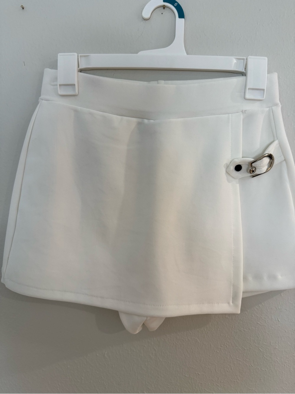 White Asymmetric Wrap Skort Buckle Detail Side Zip M